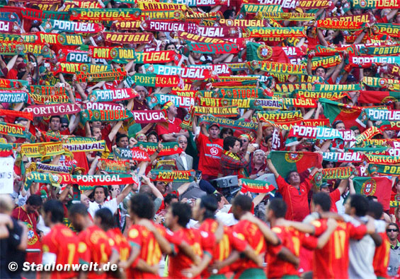 Portuguese supporters at Euro 2004
